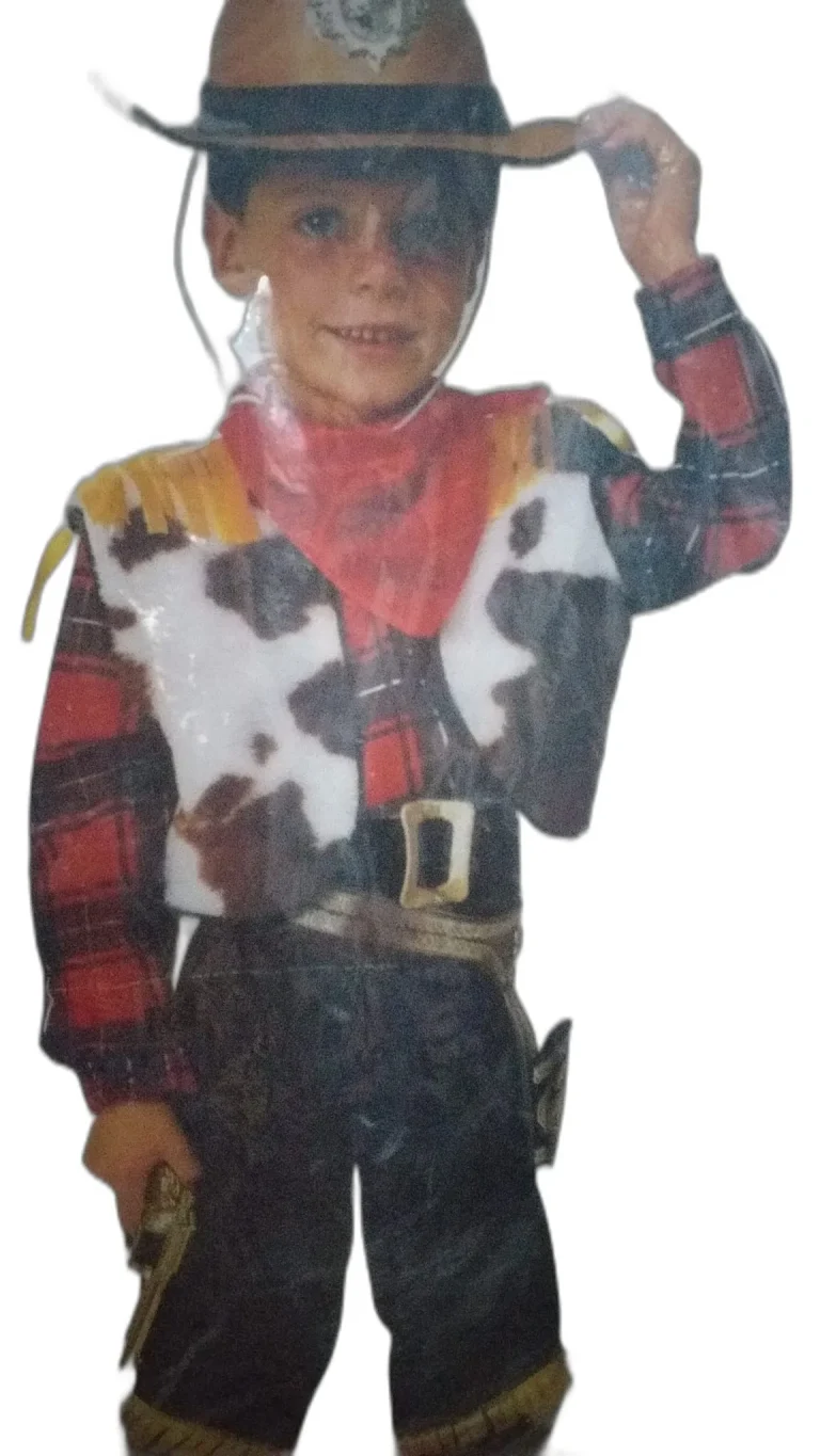 COWBOY FAR WEST REALISTIC DELUXE