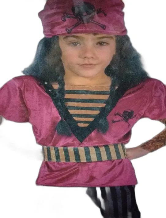 PIRATA CORSARO BUCANIERE TATUATO